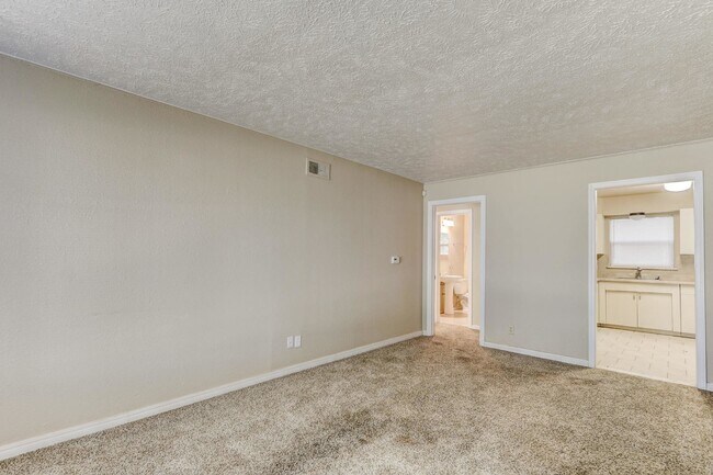 Building Photo - 4172 NW 23rd St