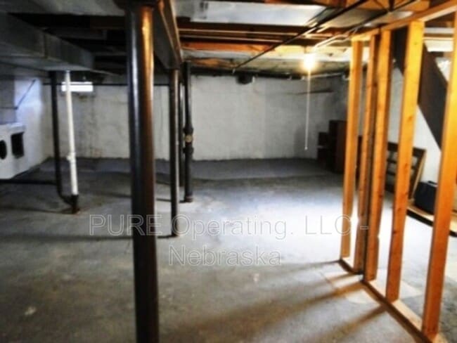 Building Photo - 1009 N 49th Ave