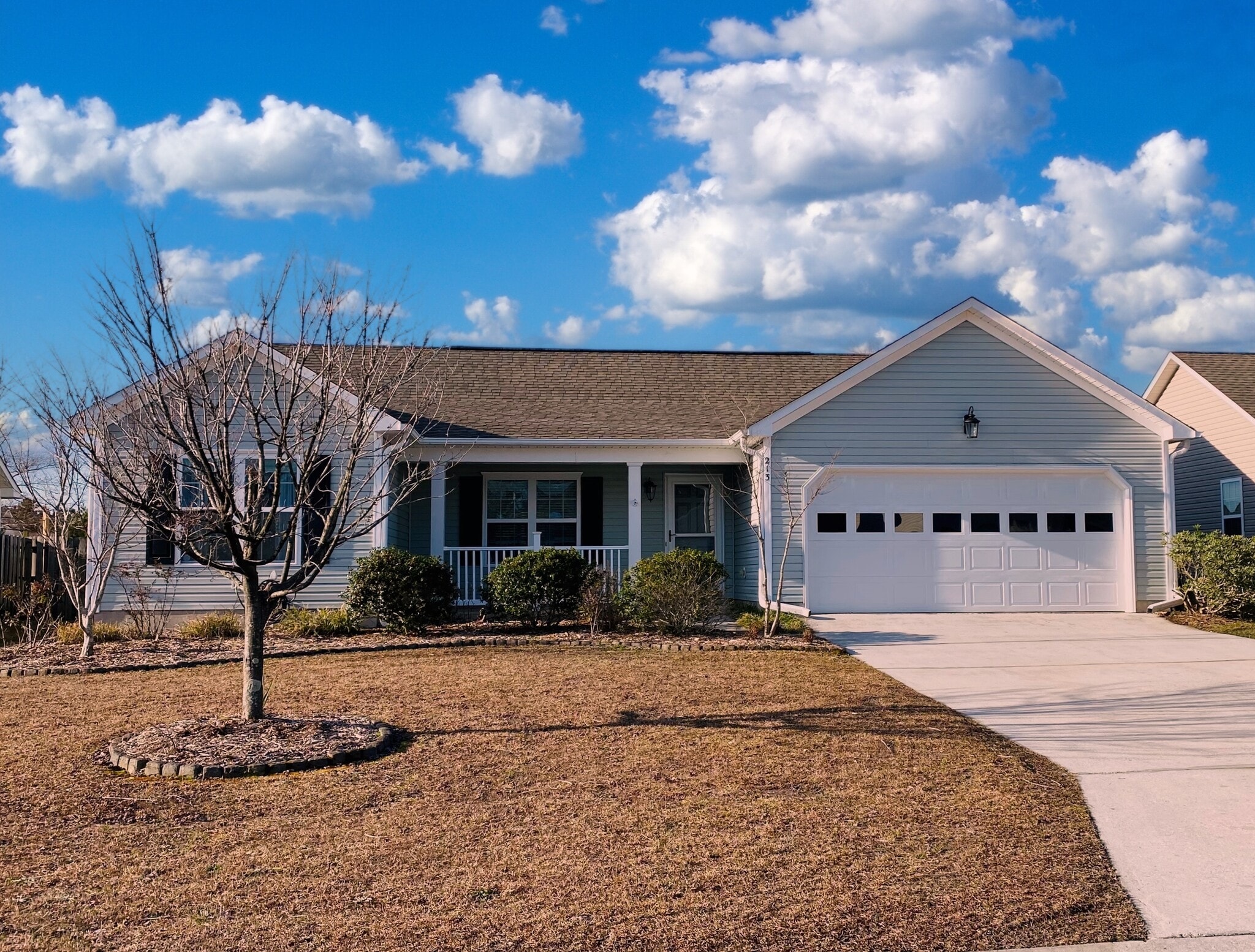 Building Photo - 213 Red Carnation Dr