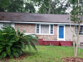 Building Photo - 4341 Flynn Dr