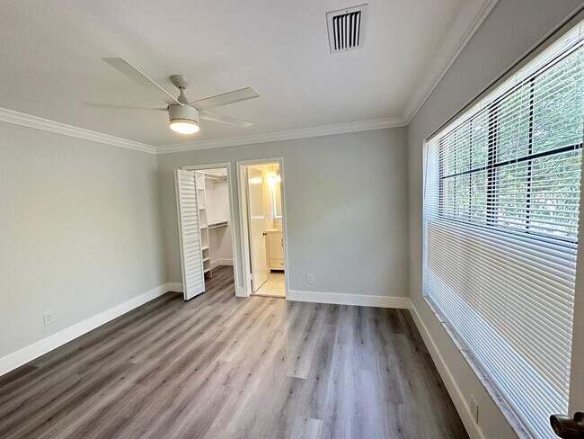 Building Photo - PGA National Beautiful 2 Bedroom 3 Bath Co...