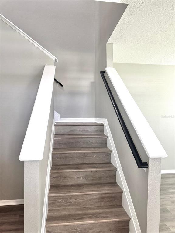 Building Photo - 8427 Blue Rock Dr