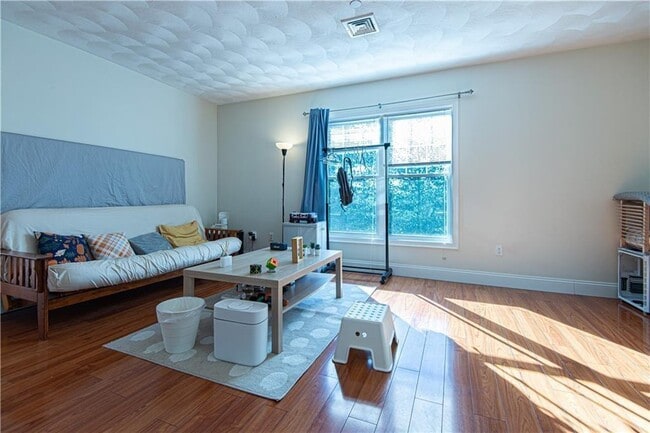 Building Photo - 200 Roger Williams Ave