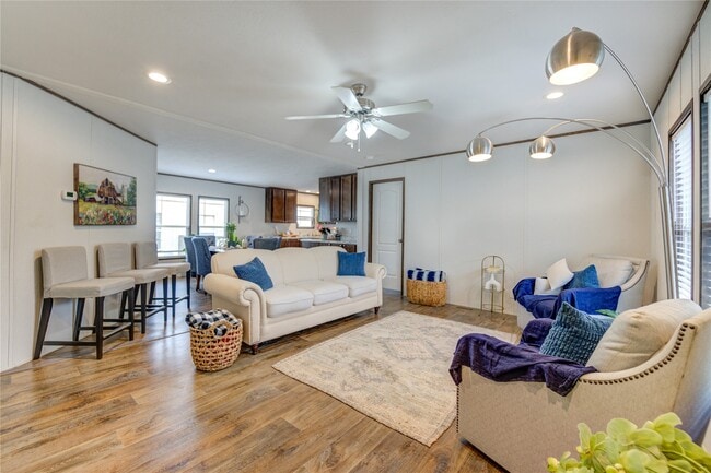 Building Photo - 17338 FM 1097