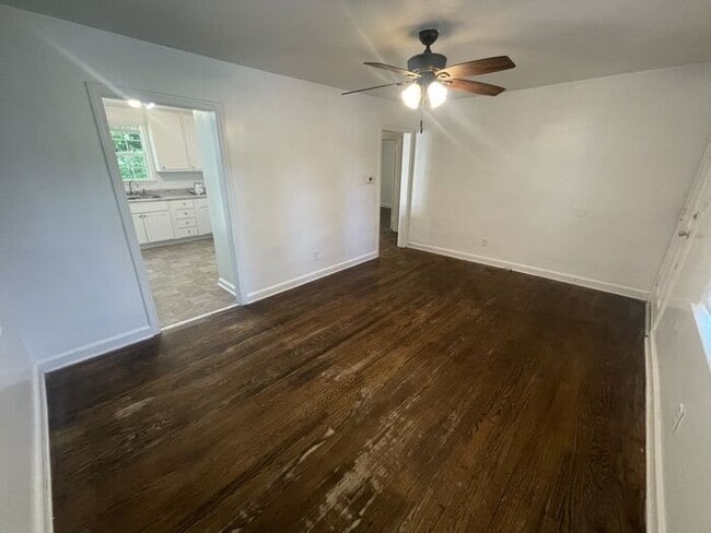 Building Photo - 2bd 1ba Home!