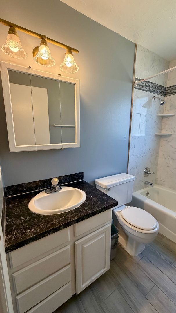 Building Photo - Updated 2 Bed / 1 Bath Home Near Ogden Canyon + $600 Move-In Credit