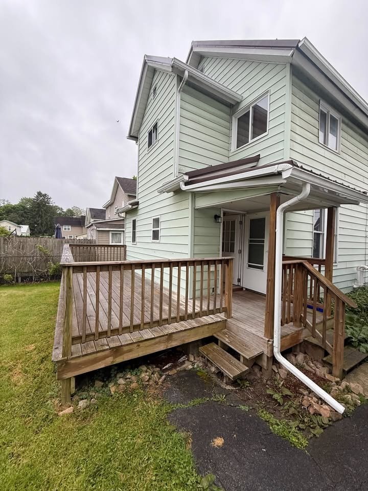 Building Photo - 411 Knarr St