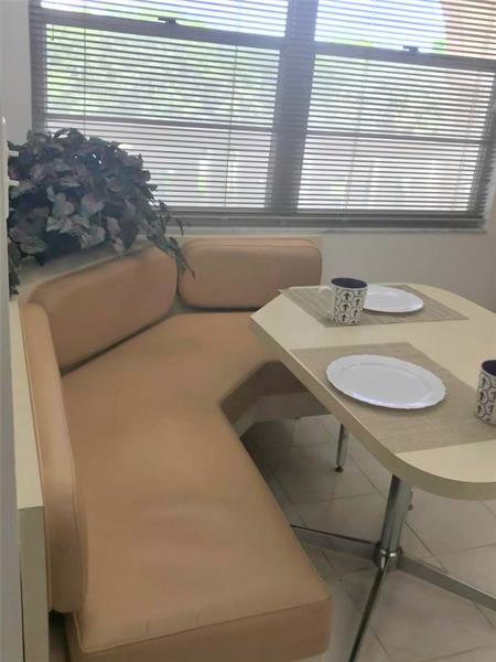 Building Photo - 2305 Lucaya Ln