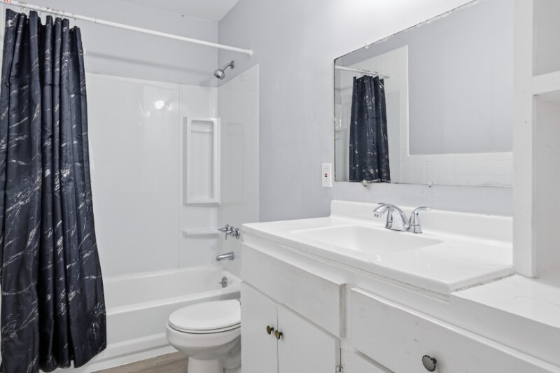 Building Photo - 205 Cunningham Dr