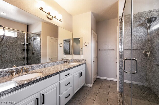 Building Photo - 5048 Royal Indigo St