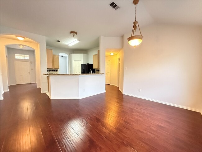 Building Photo - 21331 Riverside Ridge Ln