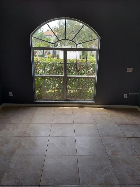 Building Photo - 113 Harwood Cir