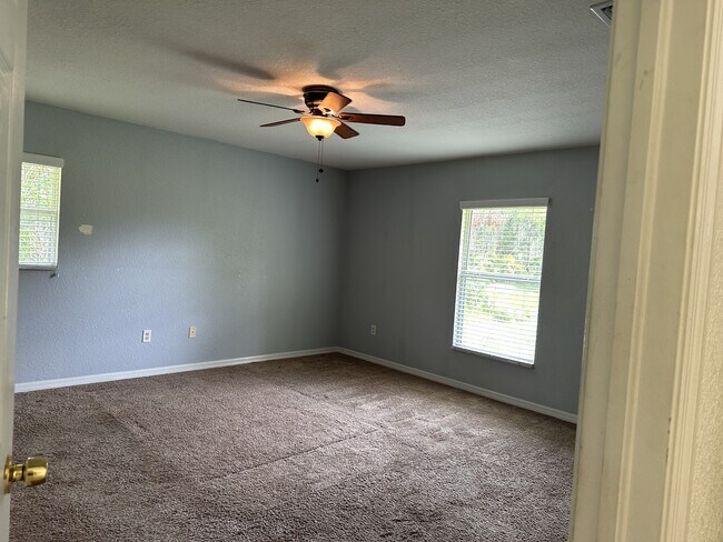 Building Photo - 4569 Balsey St