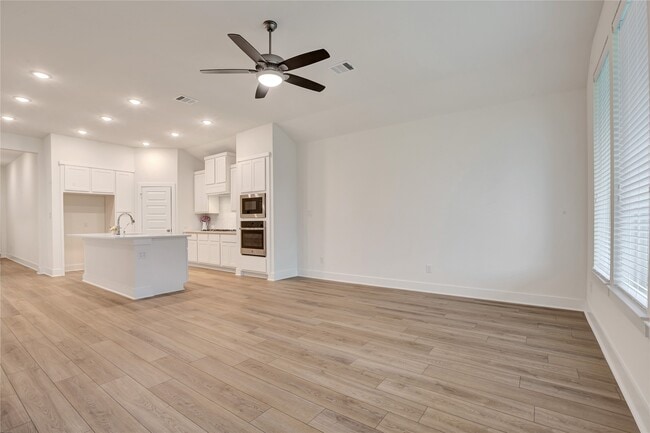 Building Photo - 6027 Churchill Spgs Ln