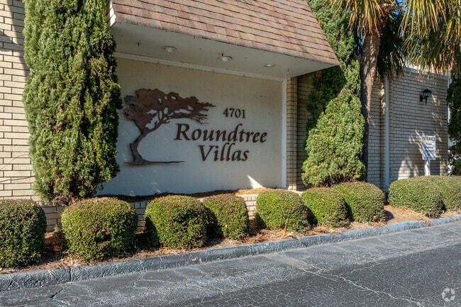 Sign. - Roundtree Villas