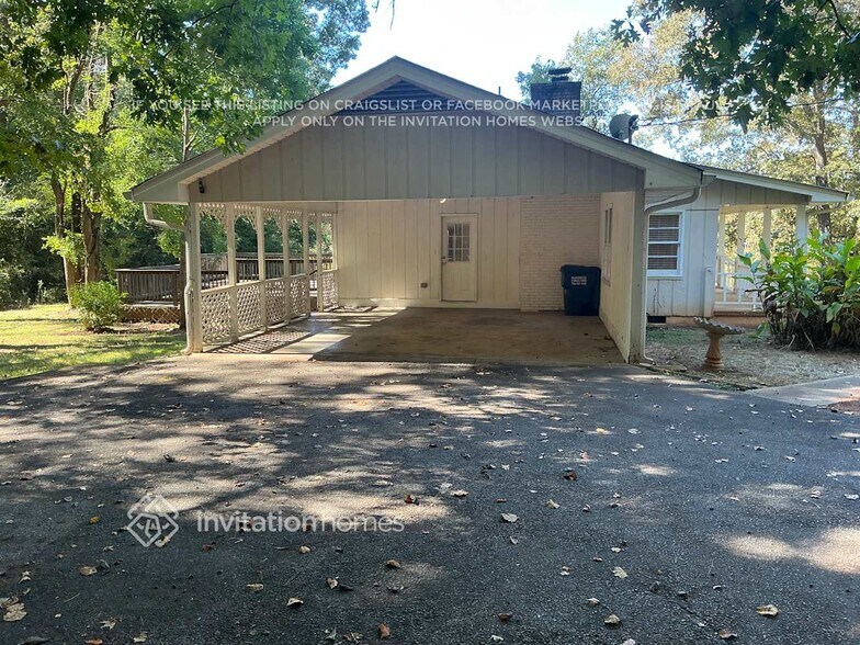 Building Photo - 150 Kay Cir