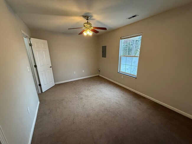 Building Photo - 5315 E Trikalla Dr