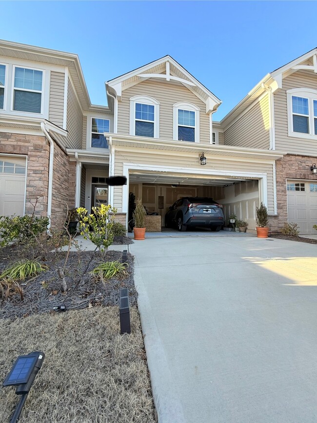 Building Photo - 7038 Levelcross Ln