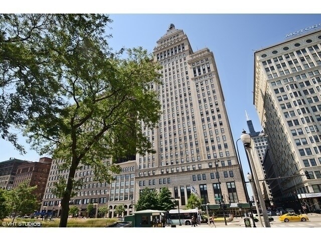 Primary Photo - 310 S Michigan Ave
