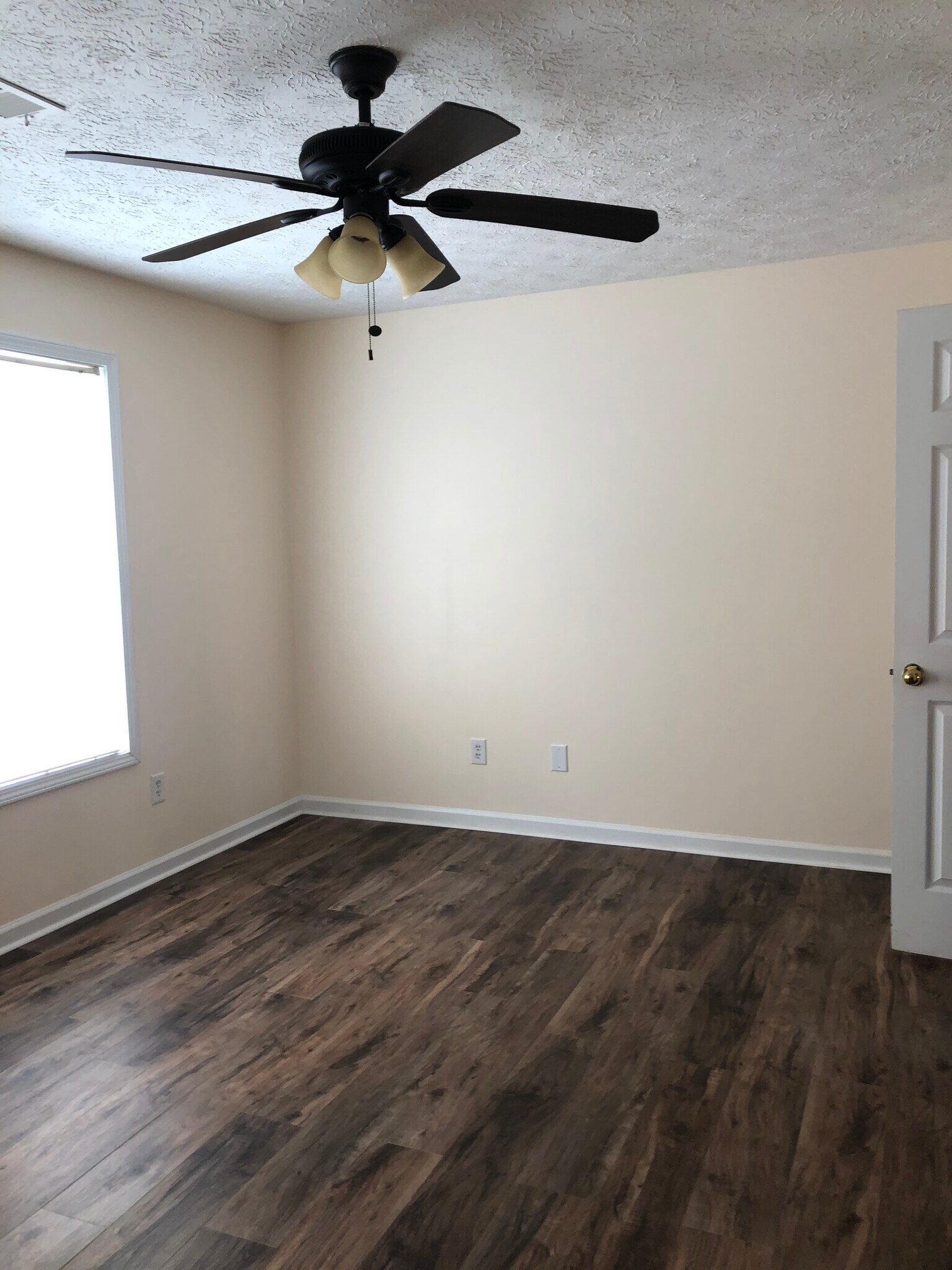 Building Photo - 4414 Logan Way