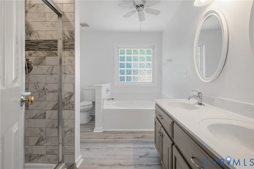 Building Photo - 3924 Liberty Point Dr