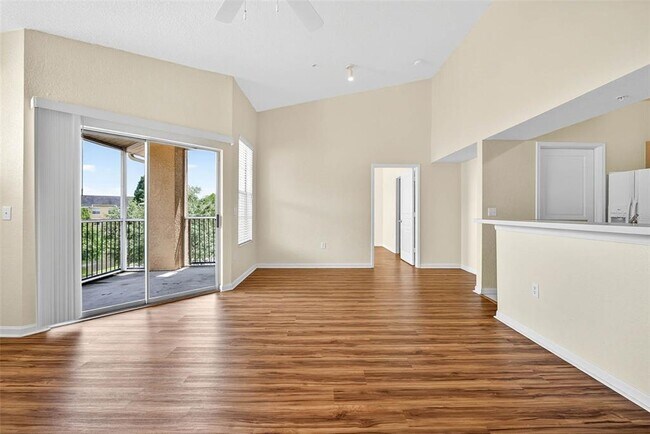Building Photo - 5125 Palm Springs Blvd