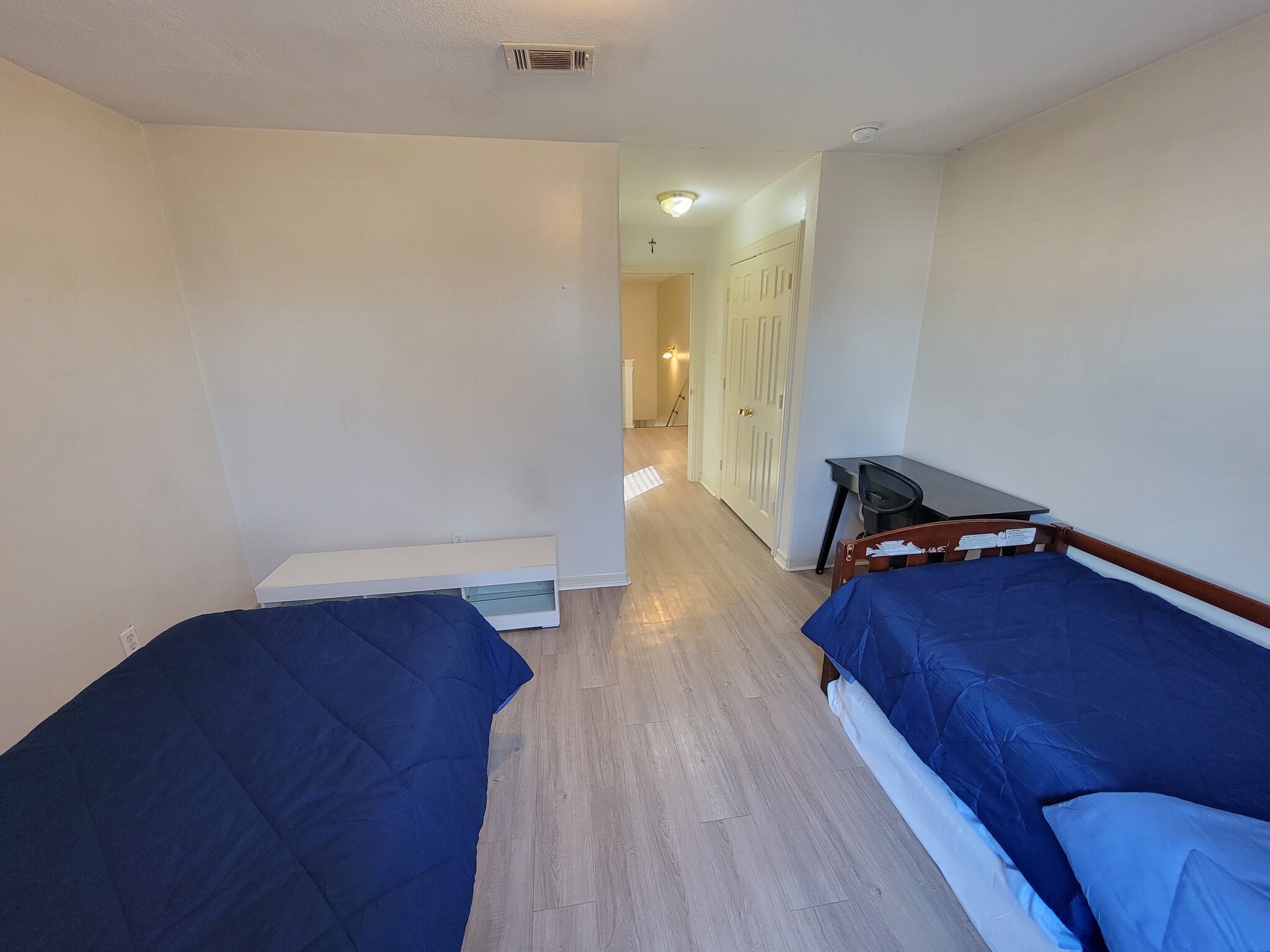 Building Photo - 3813 Lydia St