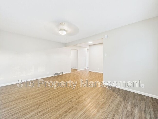 Building Photo - 3469 N 27th St