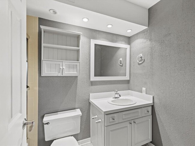 Building Photo - 2577 Dolly Bay Dr