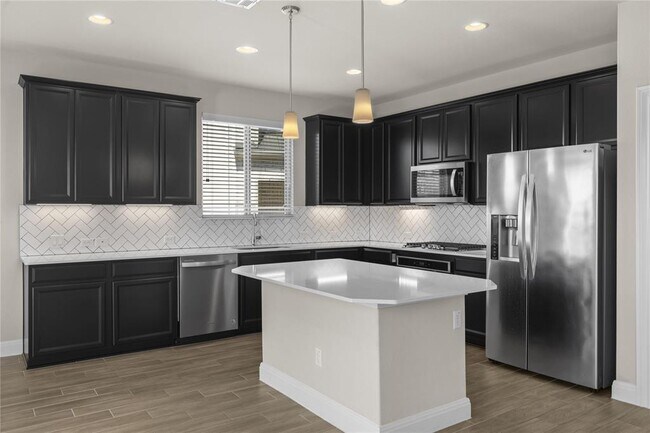 Building Photo - 15802 Celosia St