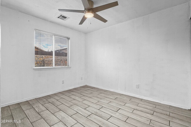 Building Photo - 12732 Roberto Nunez Ln