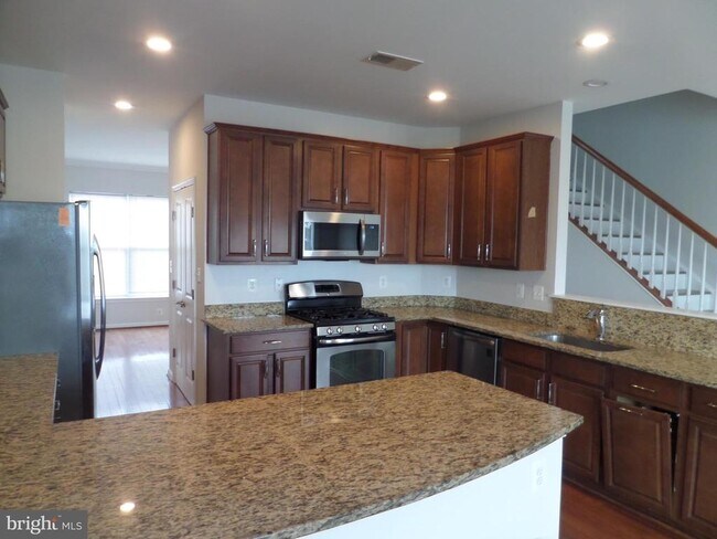 Building Photo - 11764 Dawkins Ridge Ln