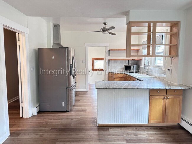 Building Photo - 4631 W Moncrieff Pl