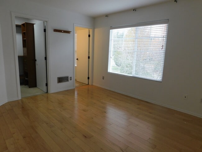 Building Photo - 34507 SE Osprey Ct