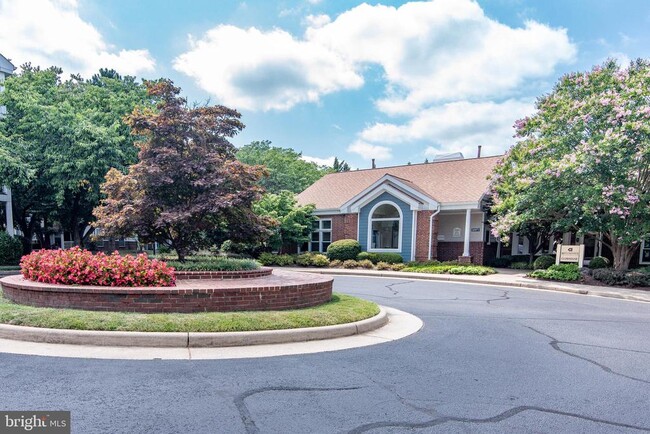 Building Photo - 20951 Timber Ridge Terrace