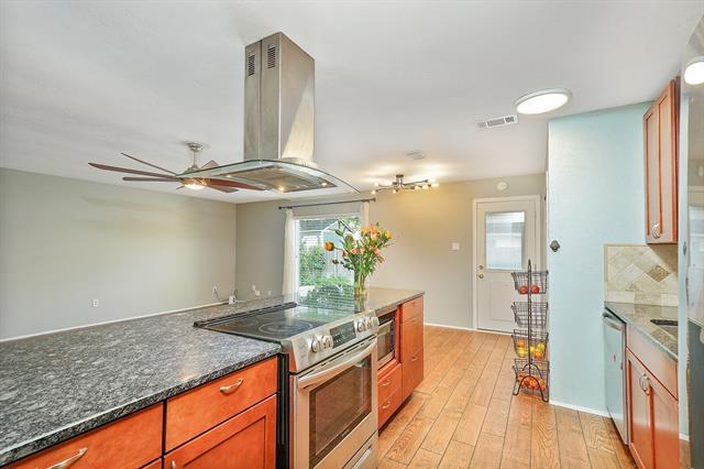 Building Photo - 5409 Slay Dr