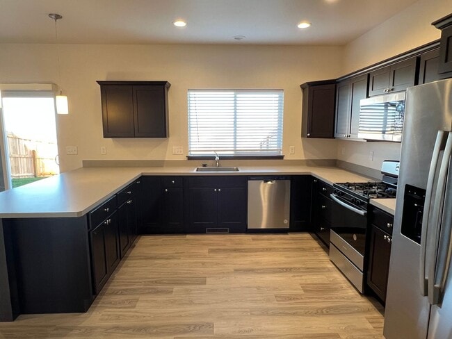 Building Photo - 2021 Windjammer Wy