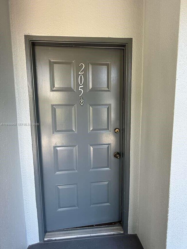 Building Photo - 1401 SW 128th Terrace