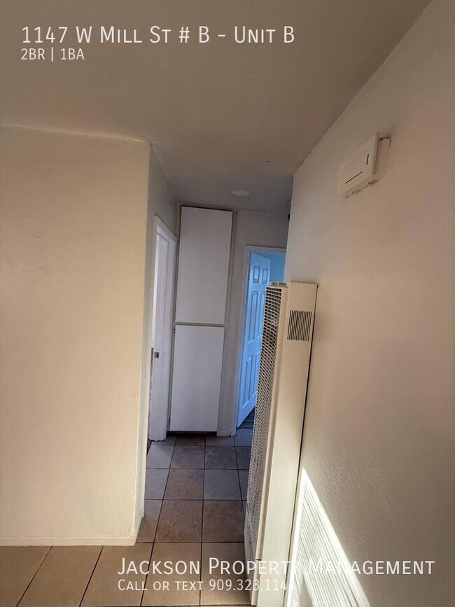 Building Photo - 1147 W Mill St