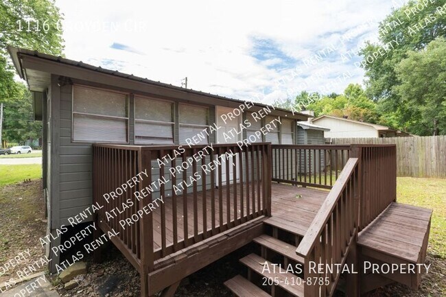 Building Photo - 1116 Croyden Cir