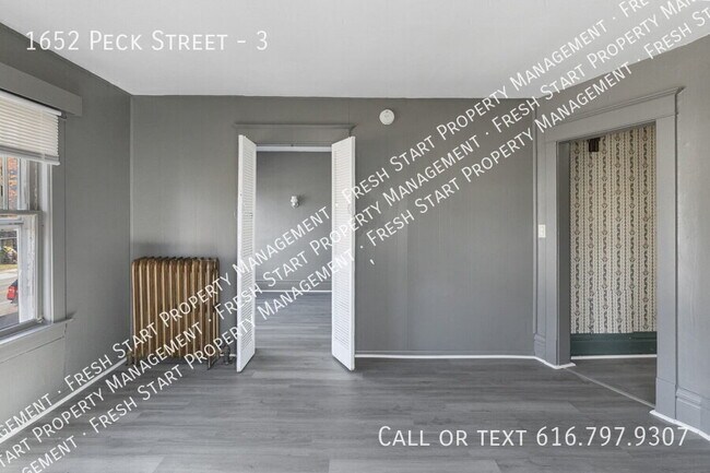 Building Photo - 1652 Peck St