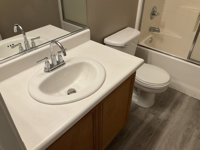 Building Photo - 5522 Jacobs Field St