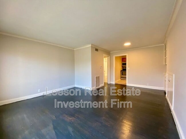 Building Photo - 503 Dudley Dr