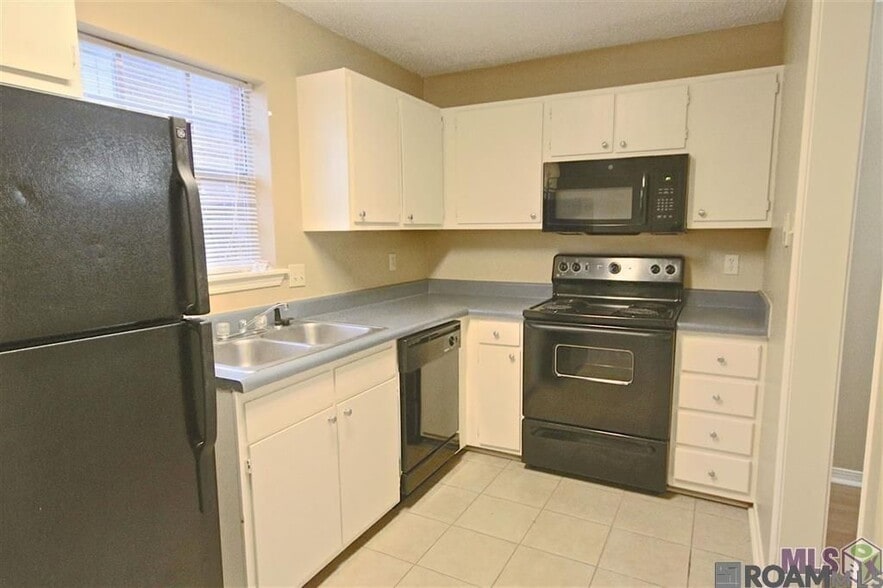 Building Photo - 1716 Brightside Dr