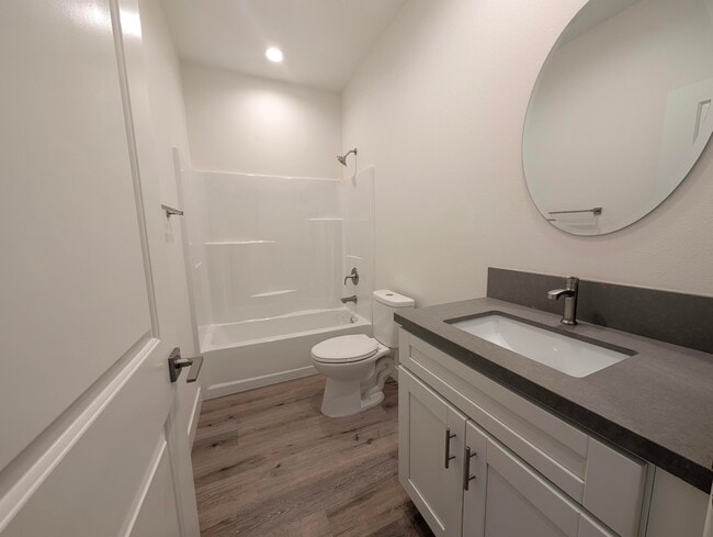 Building Photo - 30100 San Joaquin Dr