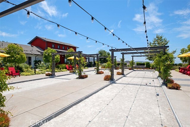 Building Photo - 3 Lavanda St