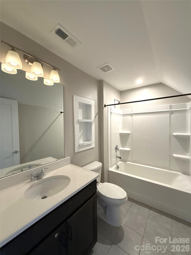 Building Photo - 17023 Soho Dr