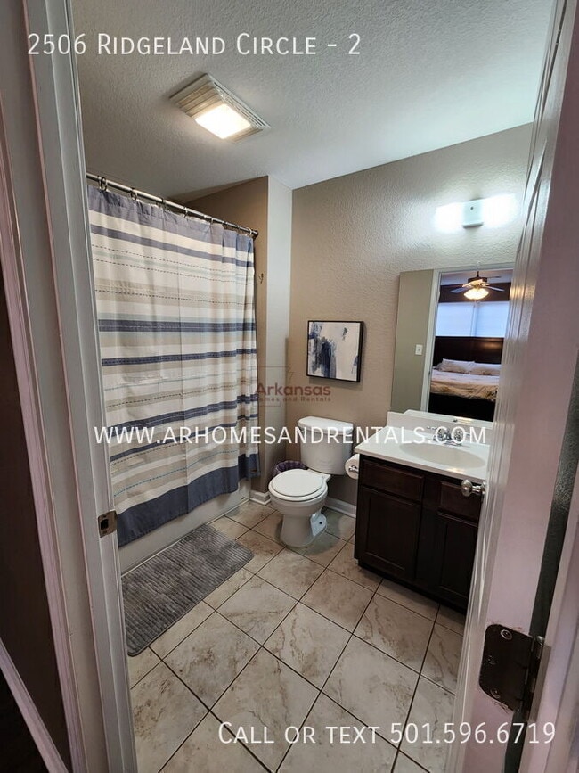 Building Photo - 2506 Ridgeland Cir