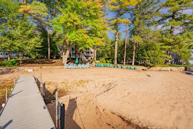 Building Photo - 21 Hemlock Point Rd