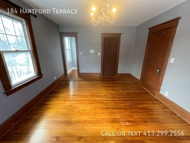 Building Photo - 184 Hartford Terrace